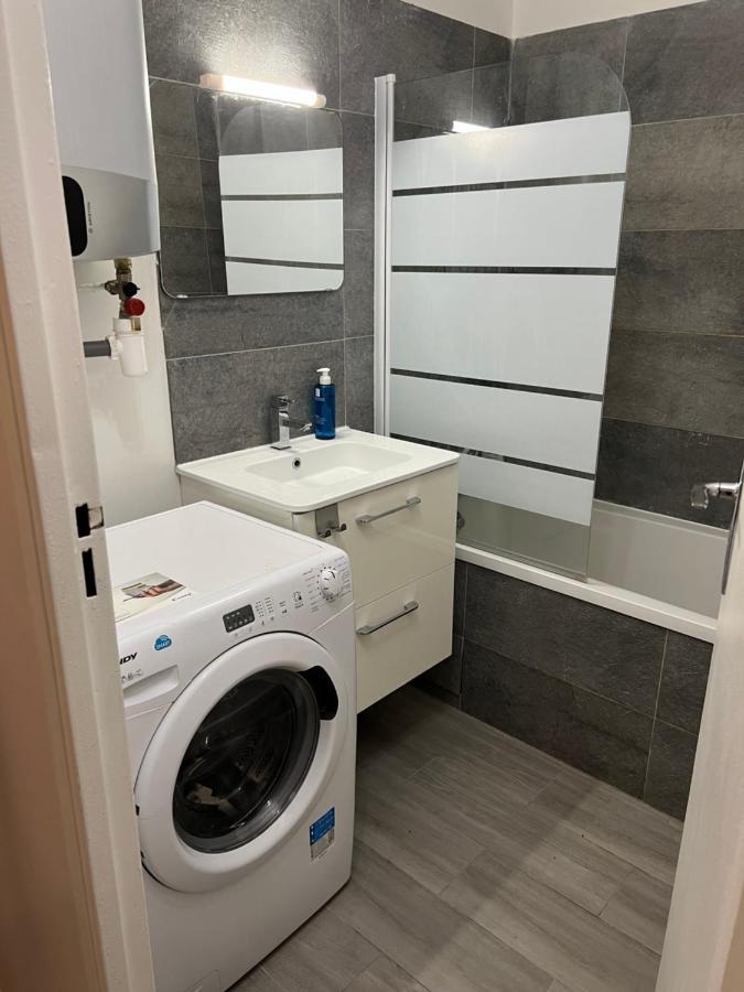 Appartement Pres De La Defense Nanterre Exteriör bild